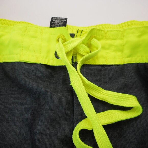 OP Ocean Pacific Men's M Board Shorts Gray Yellow Swim Trunks Beach Pool Pockets - Picture 8 of 9